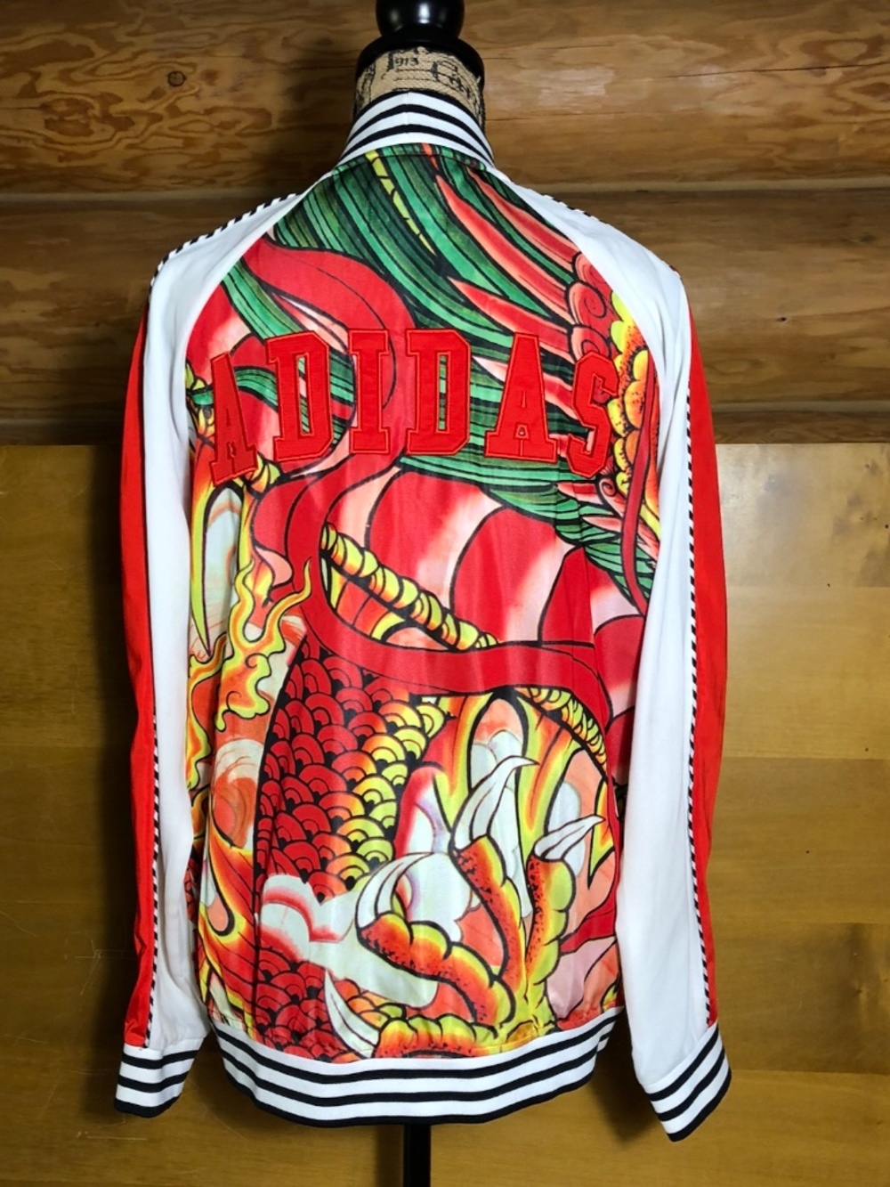 BNWT Adidas Rita Ora Dragon Print Track Jacket - Picture 6 of 7